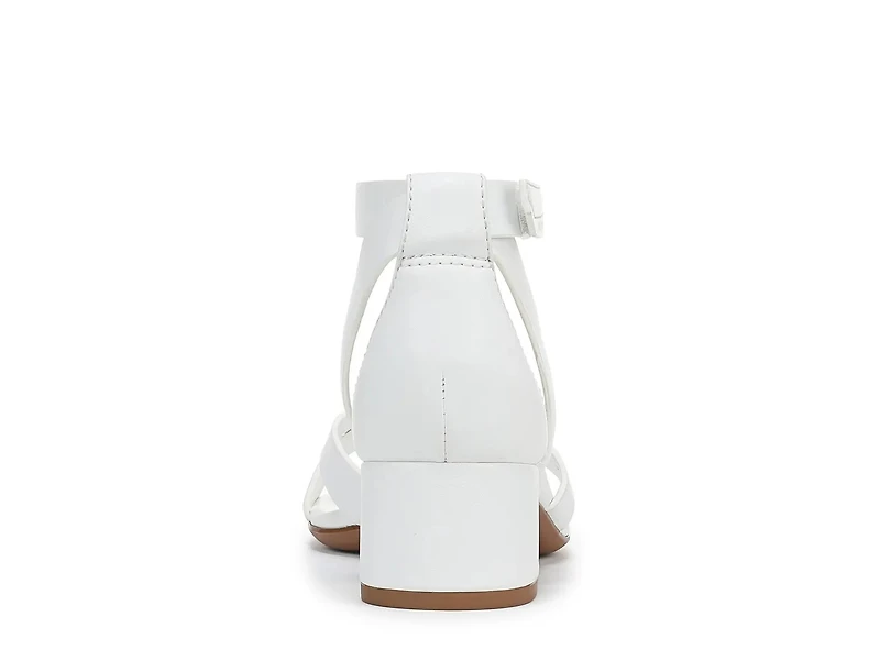 Nyah Sandal