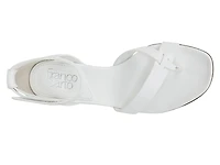 Nyah Sandal