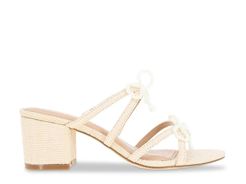 Sarina Sandal