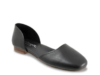 Kamari Flat