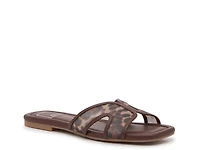 Lucie Sandal