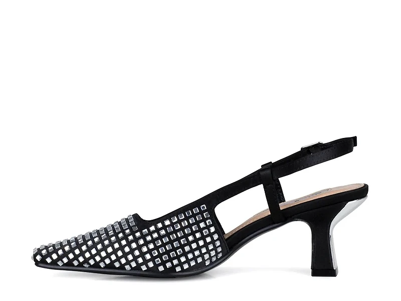 Shana Pump