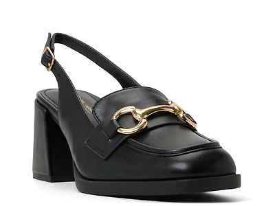 Linnette Pump