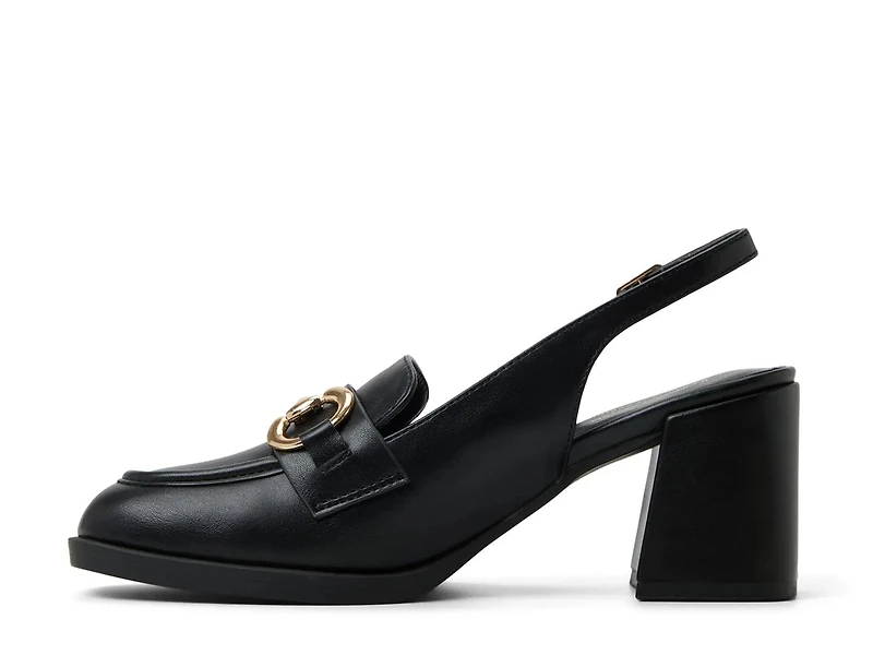 Linnette Pump