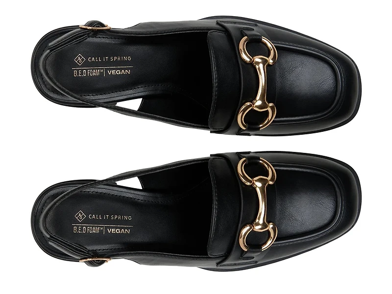 Linnette Pump