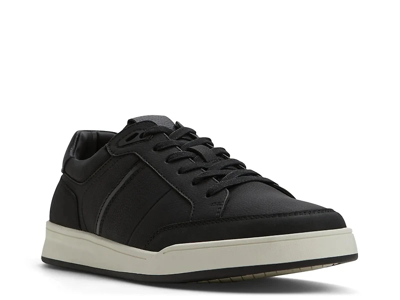 Pallisade Sneaker