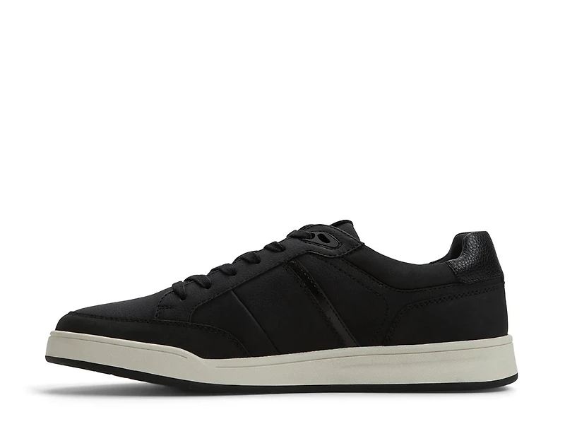 Pallisade Sneaker