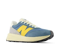 370 Sneaker