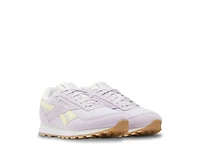 Classic AZ Sneaker