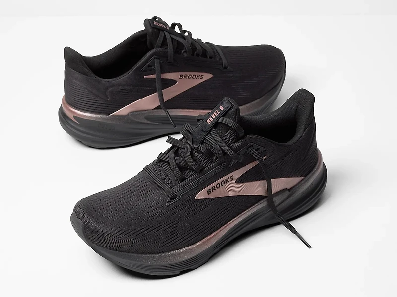 Revel 8 Running Shoe