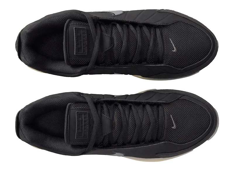 LeBron Witness 9 Basketball Shoe