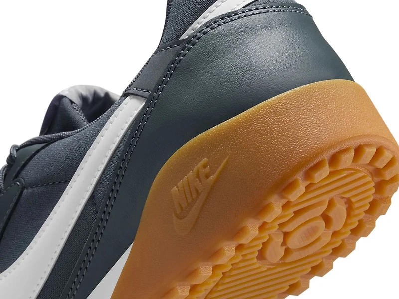 Terra Manta Sneaker