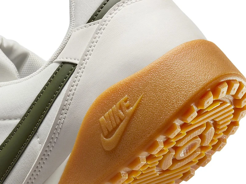 Terra Manta Sneaker