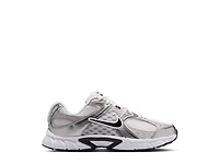 V5 RNR Sneaker