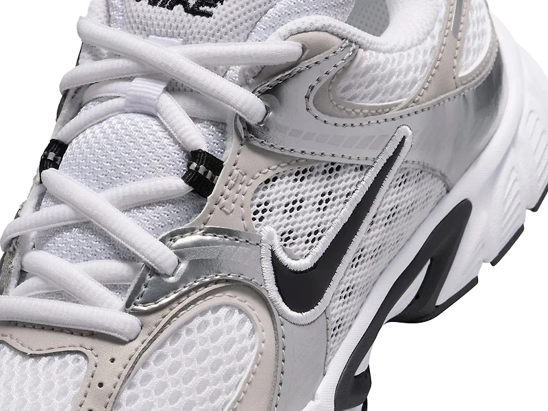 V5 RNR Sneaker