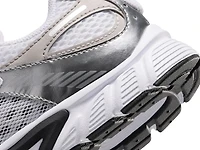 V5 RNR Sneaker