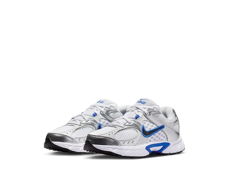 V5 RNR Sneaker