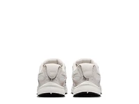 V5 RNR Sneaker