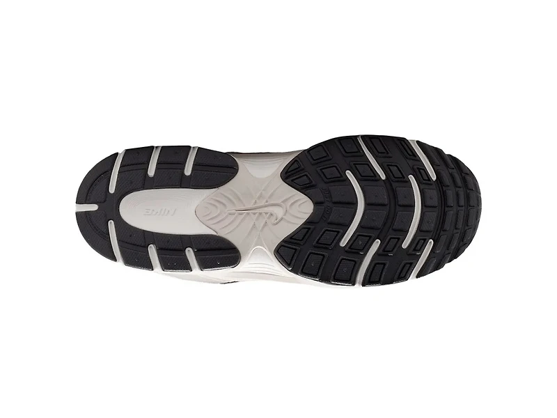 V5 RNR Sneaker