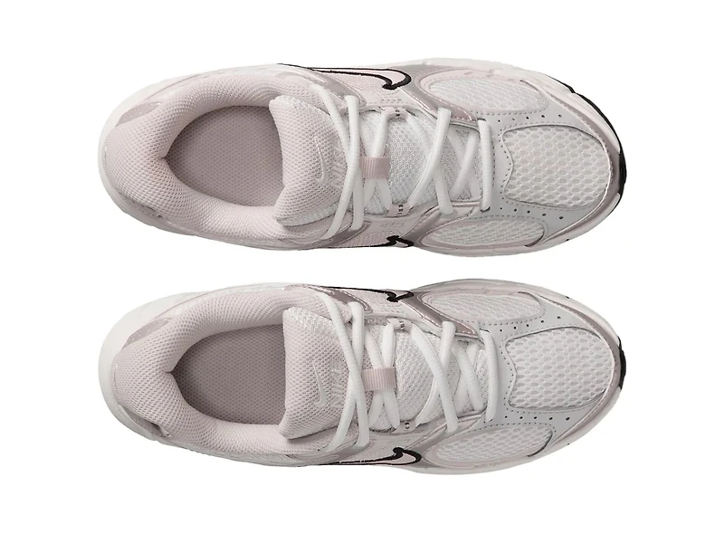 V5 RNR Sneaker