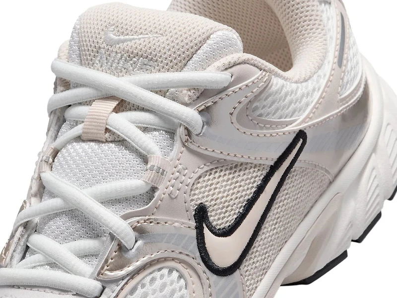 V5 RNR Sneaker
