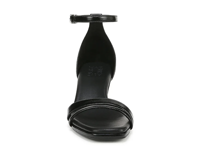 Khloe Sandal