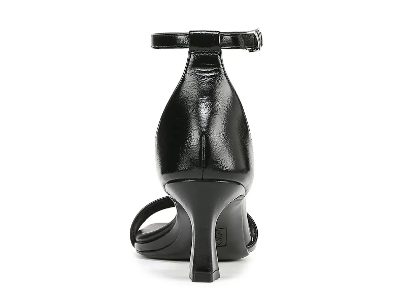 Khloe Sandal