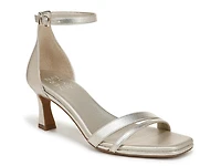 Khloe Sandal