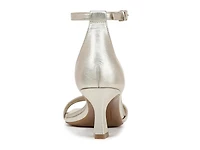 Khloe Sandal