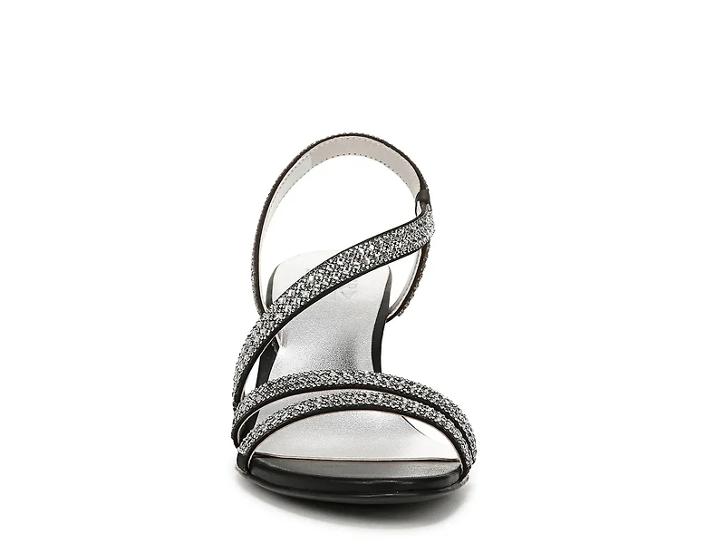 Vanessa Sandal