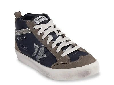 Strand Star Radiant Rebel Mid-Top Sneaker