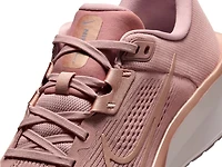 Quest 6 Running Shoe - Women's