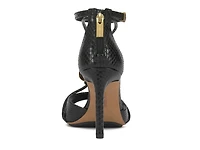 Alinna Sandal