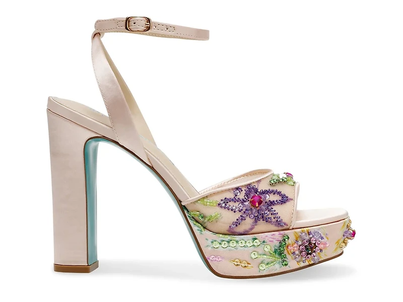 Viven Platform Sandal
