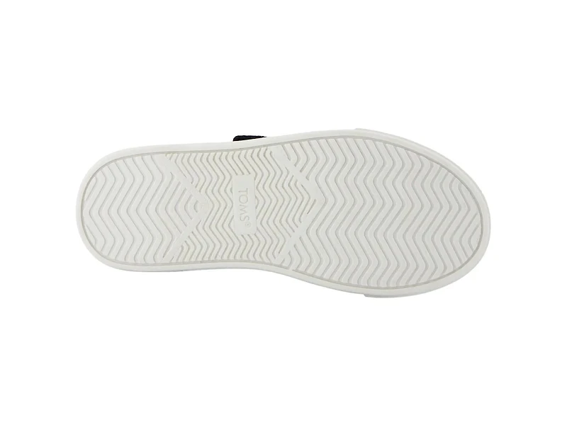 Cruz Sneaker