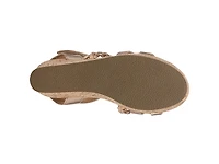 Lovely Wedge Sandal