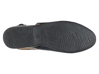Lea Flat