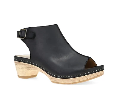 Lizzy Platform Sandal