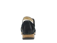 Mae Sandal