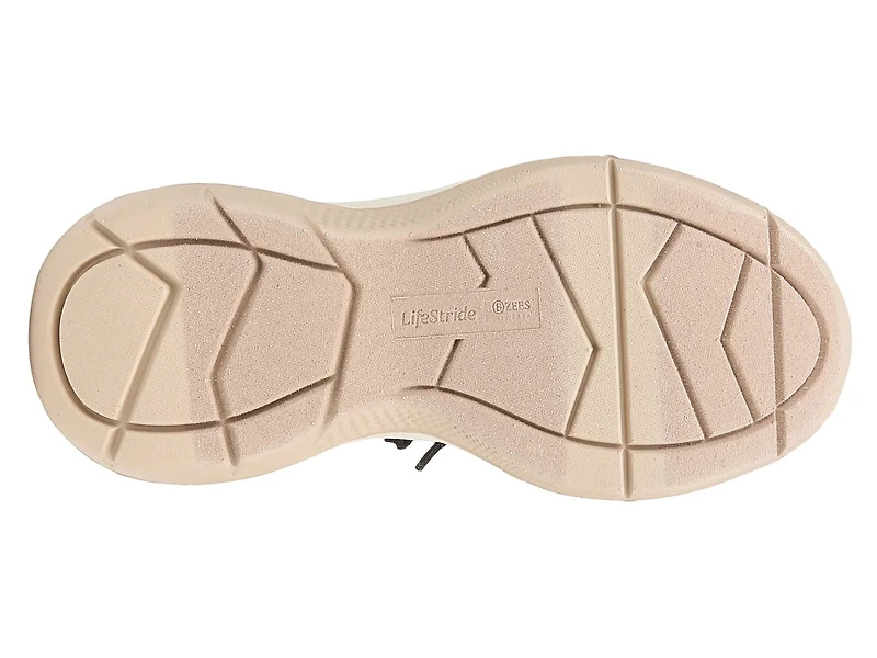 Impulse Sneaker