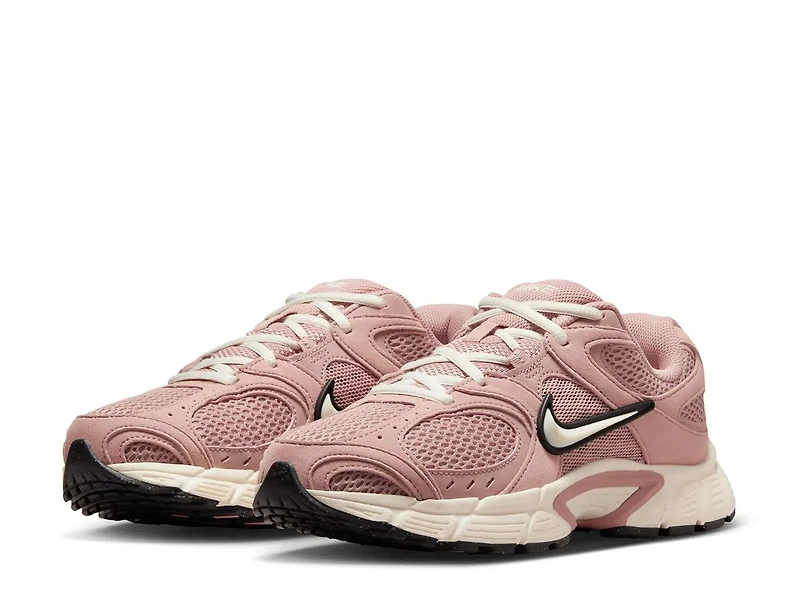 V5 RNR Sneaker