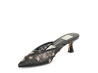 Clara Pump