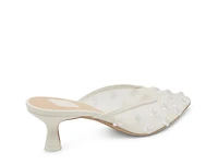 Clara Pump