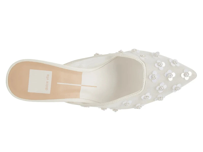 Clara Pump