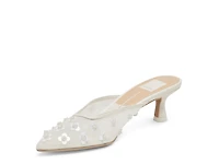 Clara Pump