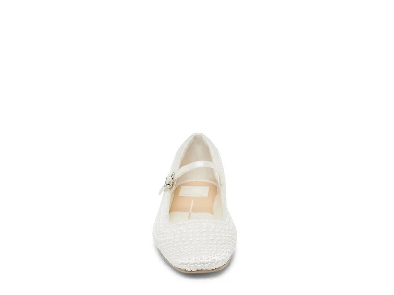 Reyes Mary Jane Flat