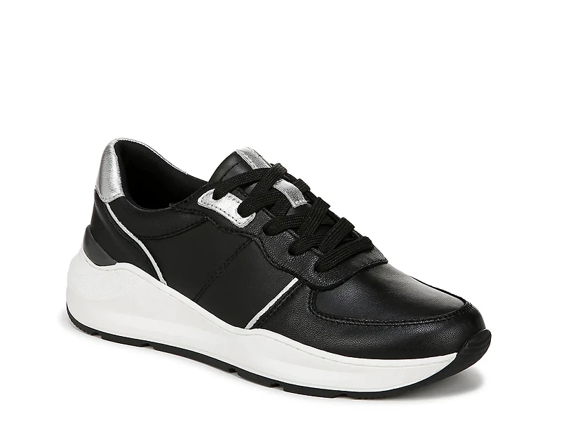 Blossom Sneaker