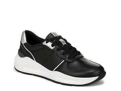 Blossom Sneaker
