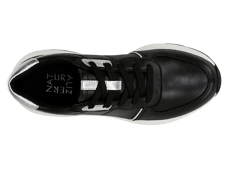 Blossom Sneaker