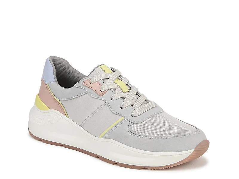 Blossom Sneaker